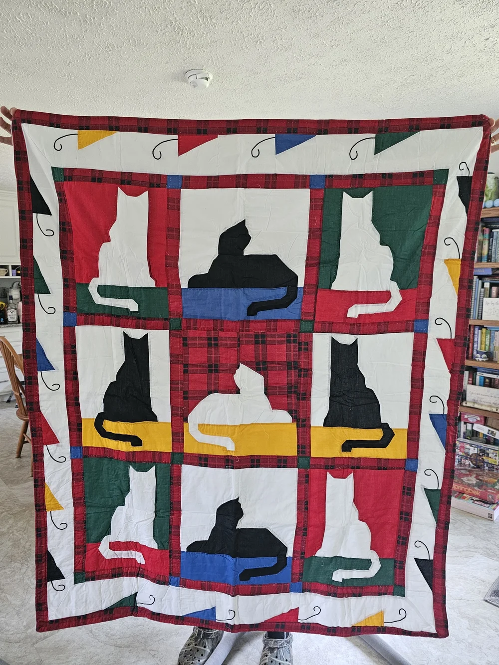 Patchwork Cat Quilt in Red, White, Black, Green, Blue, Yellow